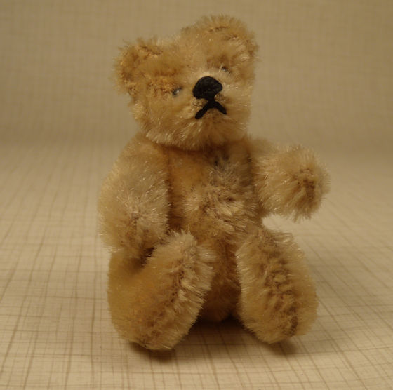 antique miniature steiff bear